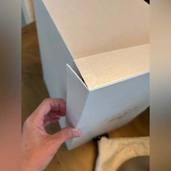 Authentic Polene Numero Neuf handbag in Textured Taupe - Picture 16 of 17